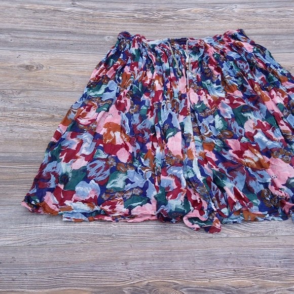 Flowy Lightweight Printed Pattern Drawstring Skirt - Picture 3 of 16